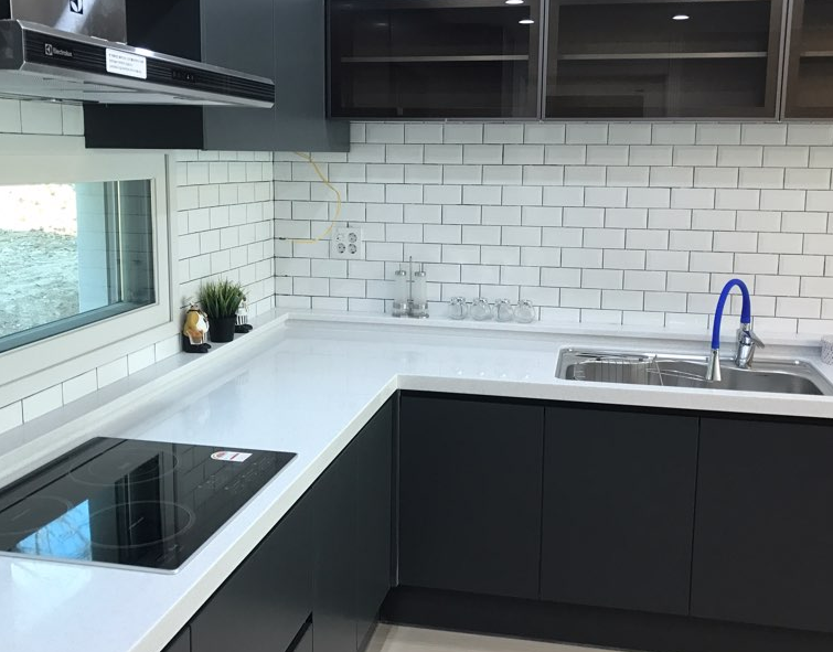 3530891378_DjWzGRaA_217b046a2902160a5b4dfc1477dd460228d6785f.png 이미지크게보기